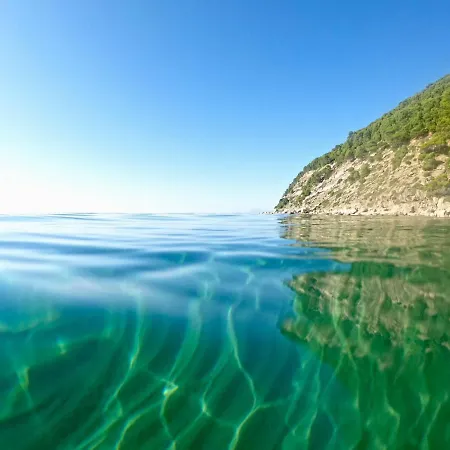 Alojamento de Acomodação e Pequeno-almoço Marea 3*